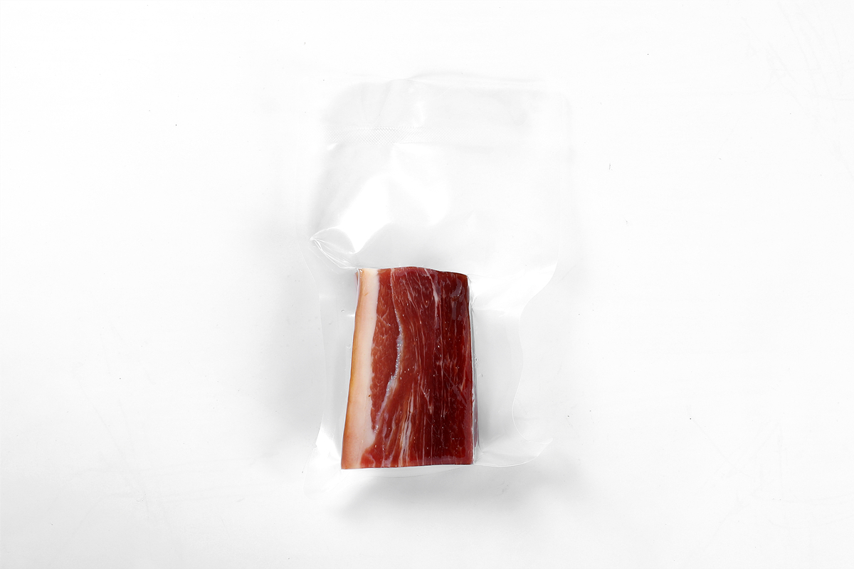 臻品三年陈土猪火腿心 真空白袋.jpg