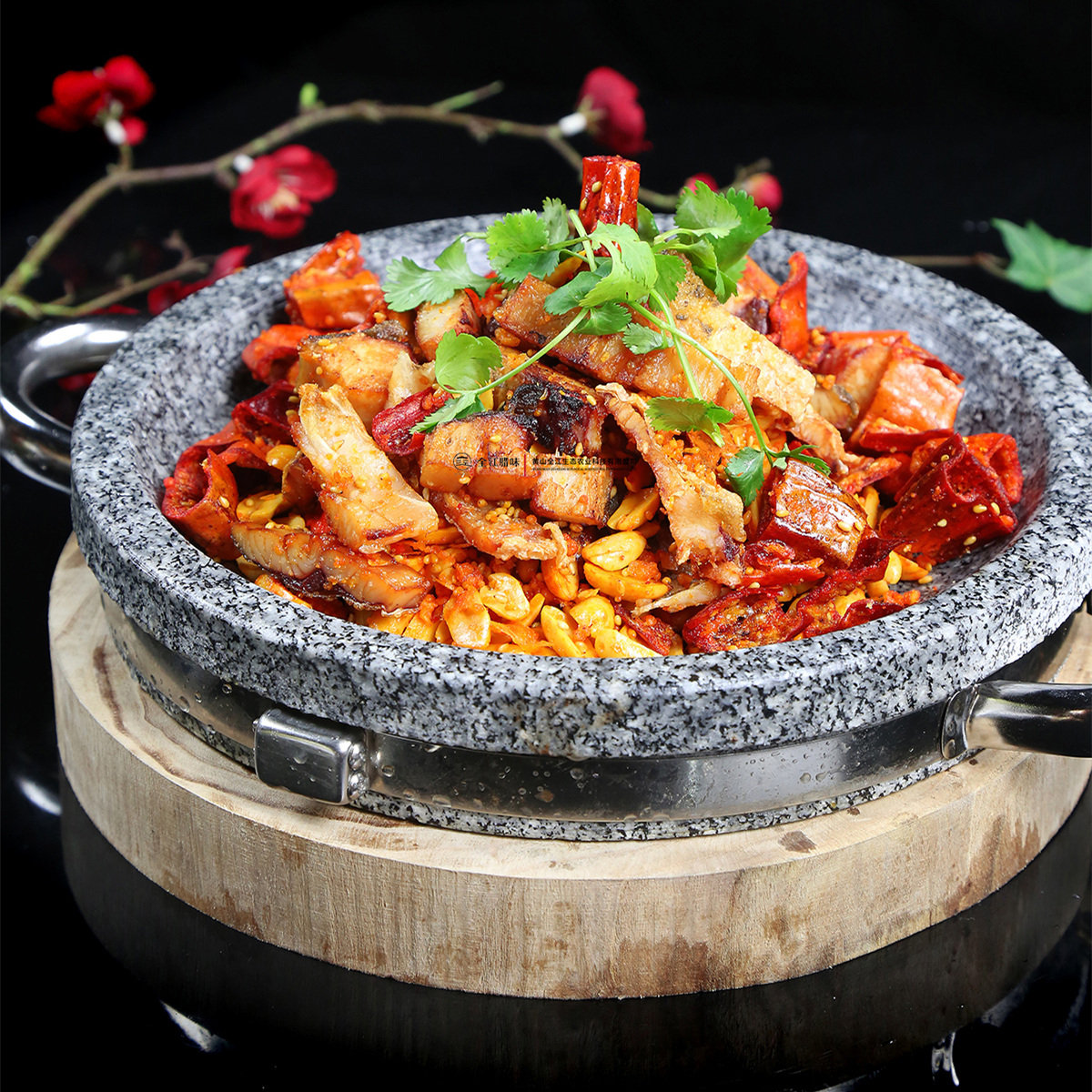 石锅辣子鱼.jpg